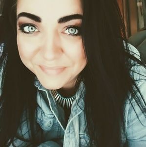 Meet your Posher, Elisha